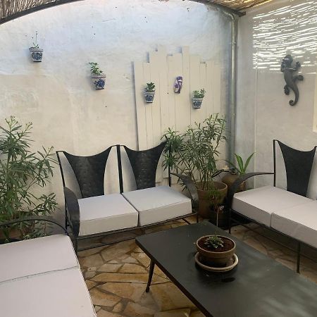 Maison De Village Provencal Vallabrègues Dış mekan fotoğraf