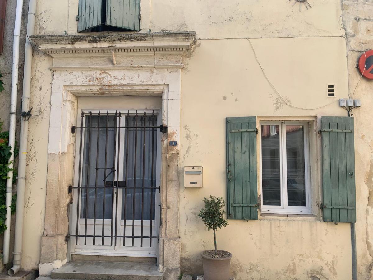 Maison De Village Provencal Vallabrègues Dış mekan fotoğraf